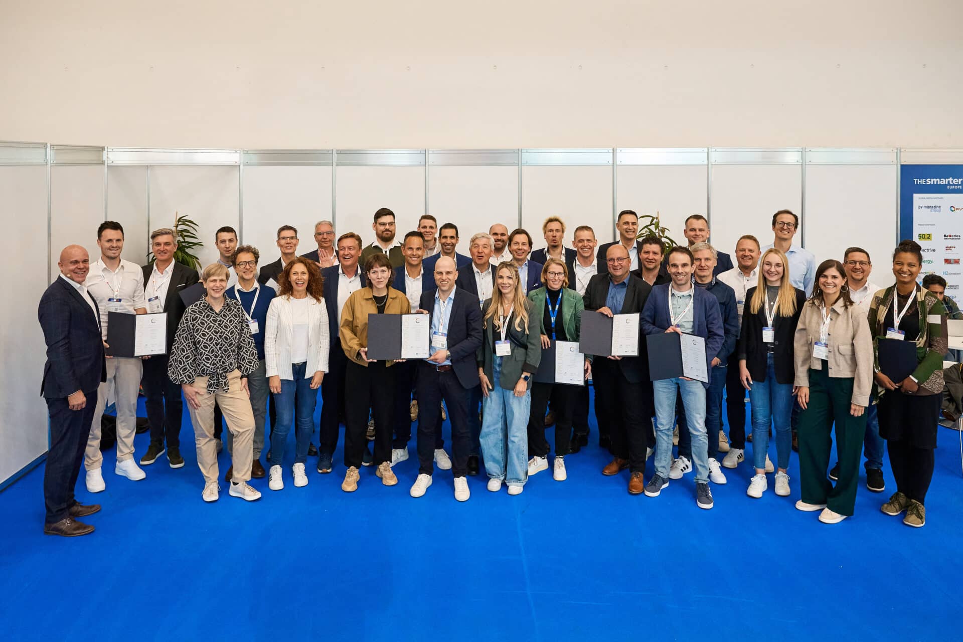 Die DACH Gewinner des Energiewende Awards 2025 und die Key Driver Italien und Dänemark